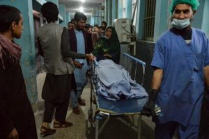 Tres mujeres fallecieron tiroteadas en Afganistán - AFP