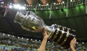 Trofeo de la Copa América. Foto: AFP.