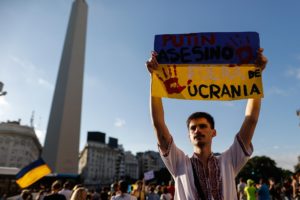 Argentina otorgará visas humanitarias a desplazados ucranianos