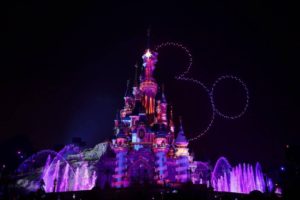 ¡Por todo lo alto! Disneyland París celebró 30 años brindando alegría