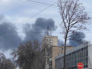Bombardeos en Mariupol, Ucrania. Foto: EFE Ataque