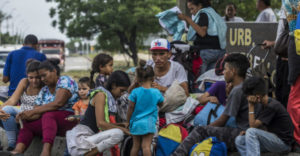 Niños venezolanos abandonados en Colombia recibirán nacionalidad por adopción