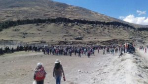14 muertos dejó enfrentamiento de mineros en Perú