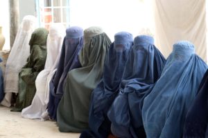 Foto: EFE. Mujeres afganas en la prisión de Kandahar, Afghanistan.